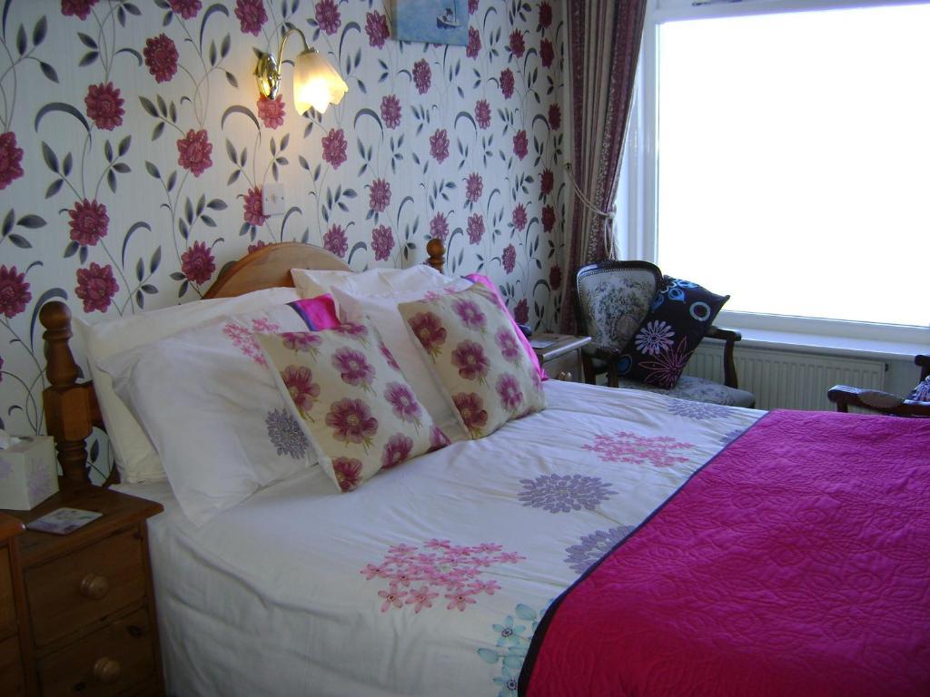 The Wharncliffe Hotel Scarborough Room photo
